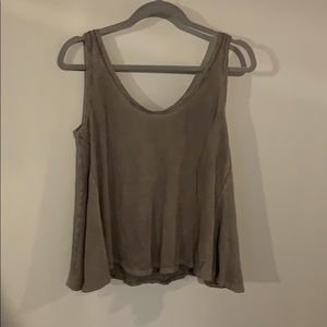 Gray tank top